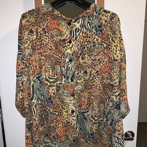 Jungle print short sleeve button shirt. Size 2XL